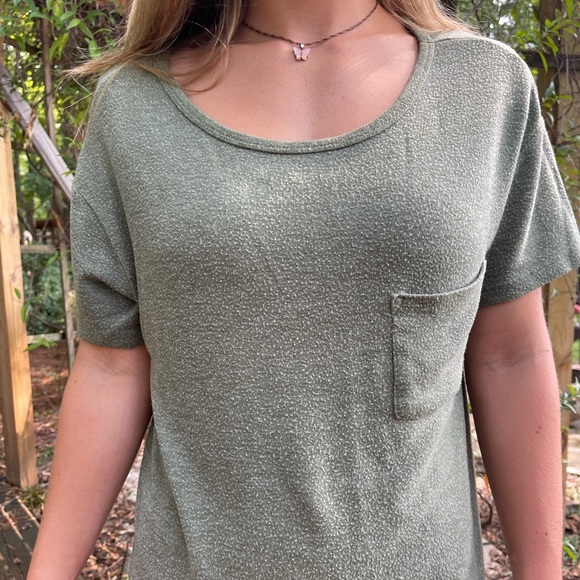 AMERICAN EAGLE Olive Green Cropped T-Shirt - Picture 8 of 9